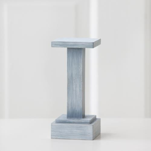 Angel Stand Willow Tree® Nativity Sculpted by Susan Lordi