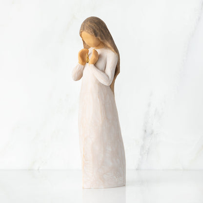 Ever Remember Willow Tree® Figurine Sculpted by Susan Lordi