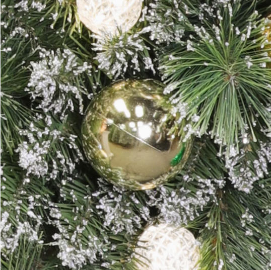 Holiday Living Pre-Lit Decorated Wreath With Champaign Ball Ornaments