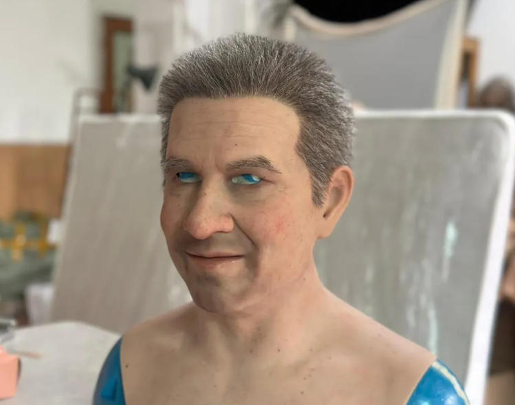 Tom Sim Man 3 Mannequin - Adult Manikin Face Mask - NHS - Medical Face Mask